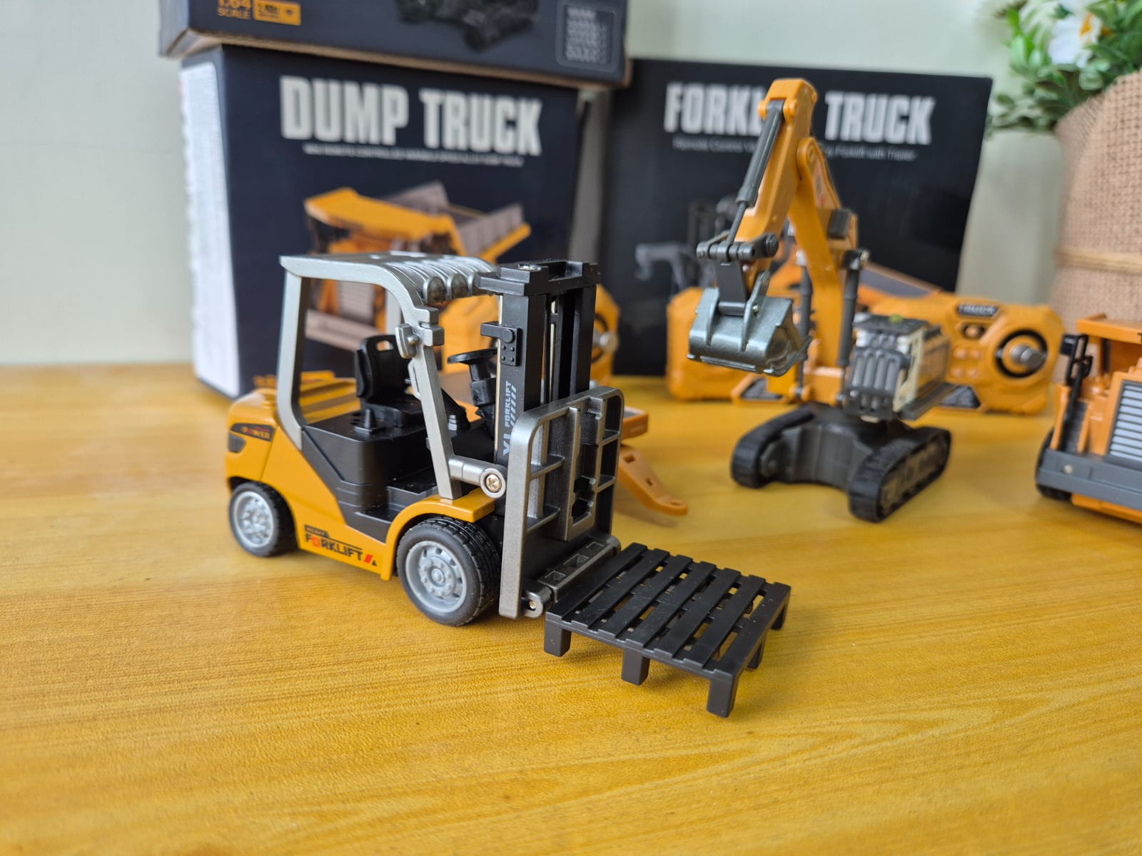 RC Forklift Truck 1:64 Alloy Remote Control + Trailer Pallet Mini - Foto 12