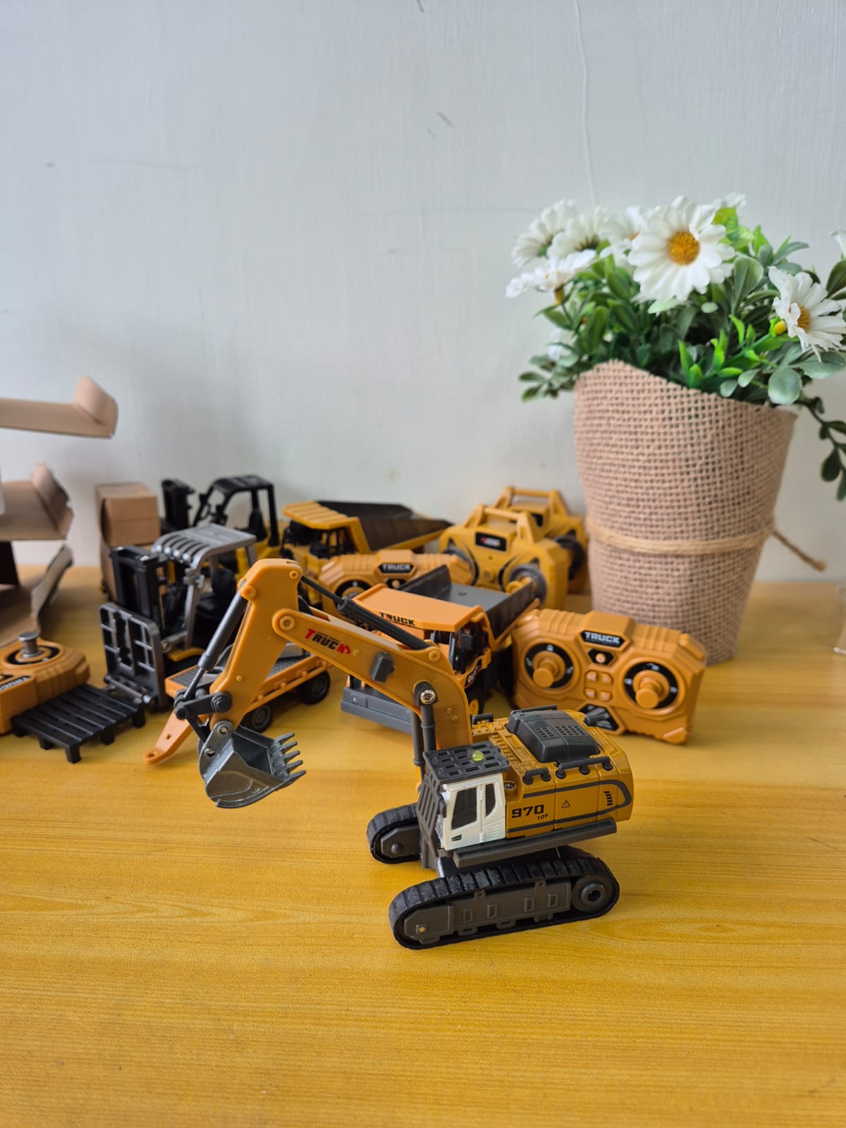 RC Excavator 11 Channel 1:64 Alloy Remote Control Excavator Mini - Foto 9