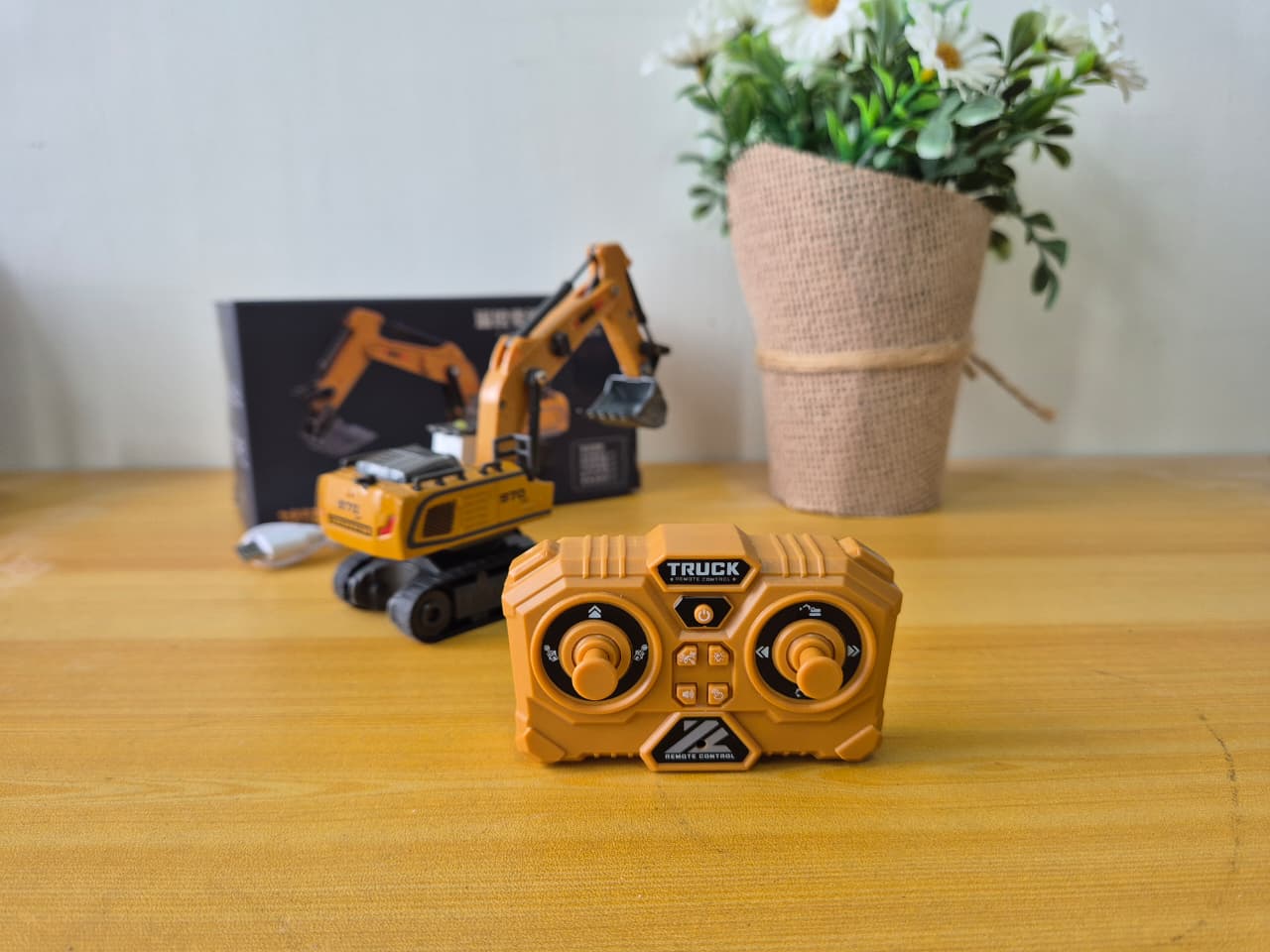 RC Excavator 11 Channel 1:64 Alloy Remote Control Excavator Mini - Foto 3