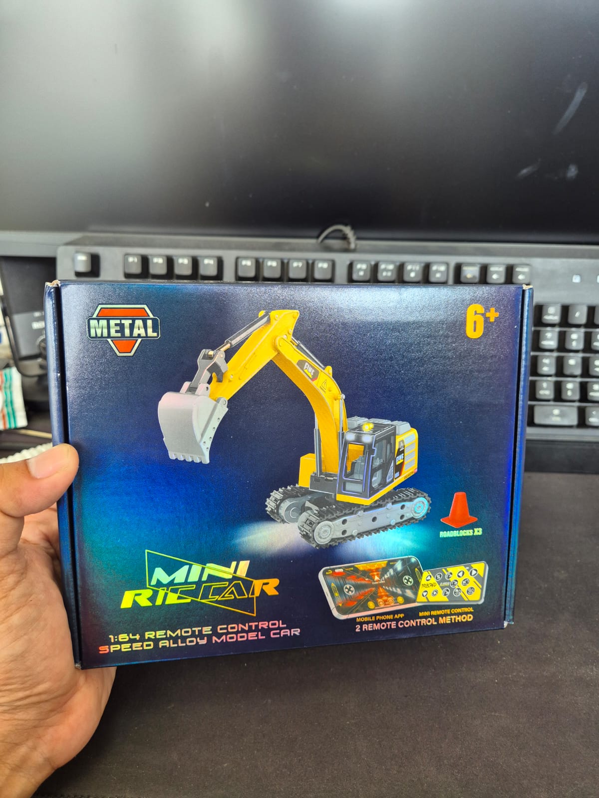 Mini Excavator 1:64 Double Control Remote + Smartphone - Foto 6