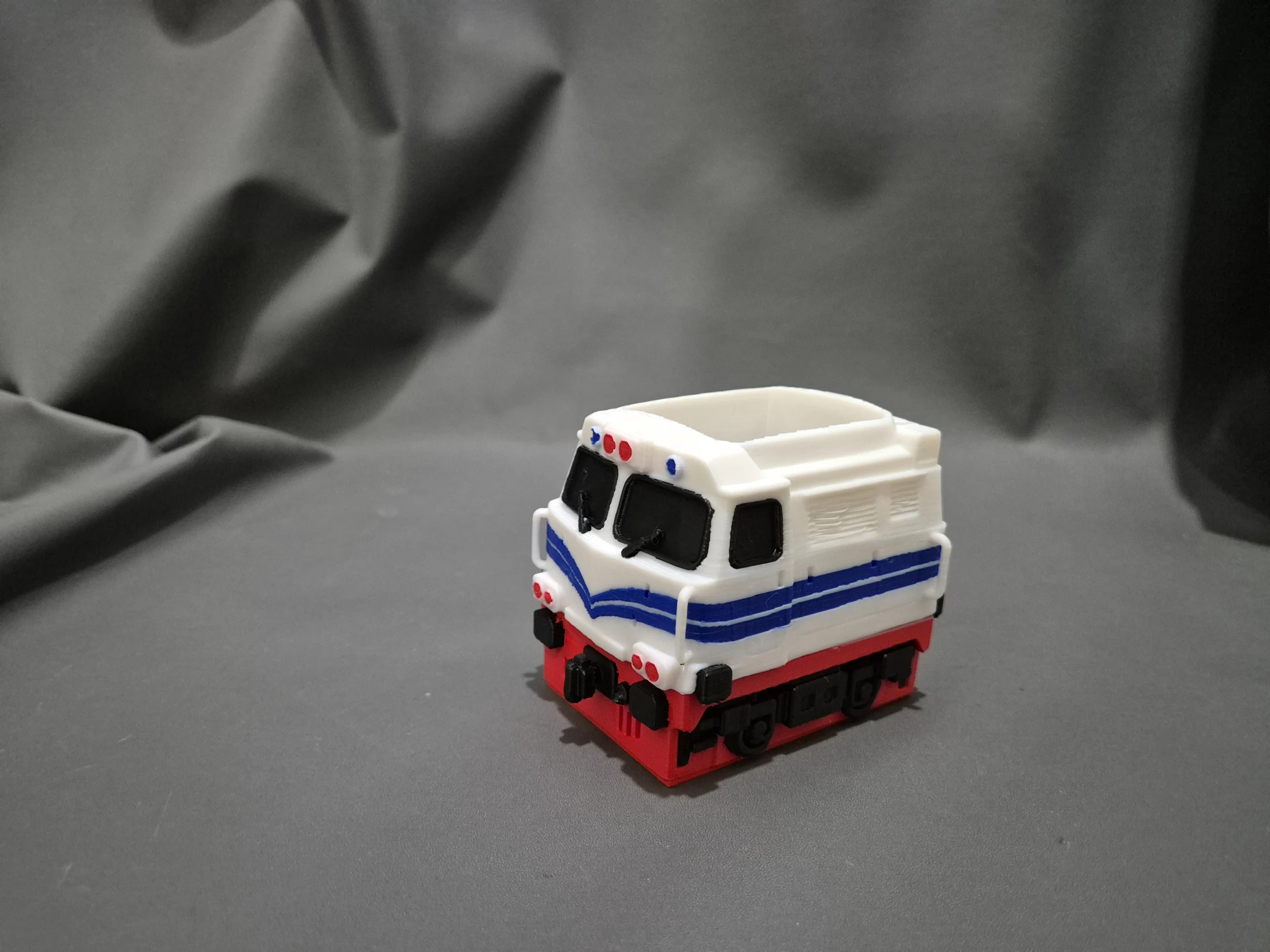 Tempat Pensil Model Lokomotif Kereta Api - Foto 2