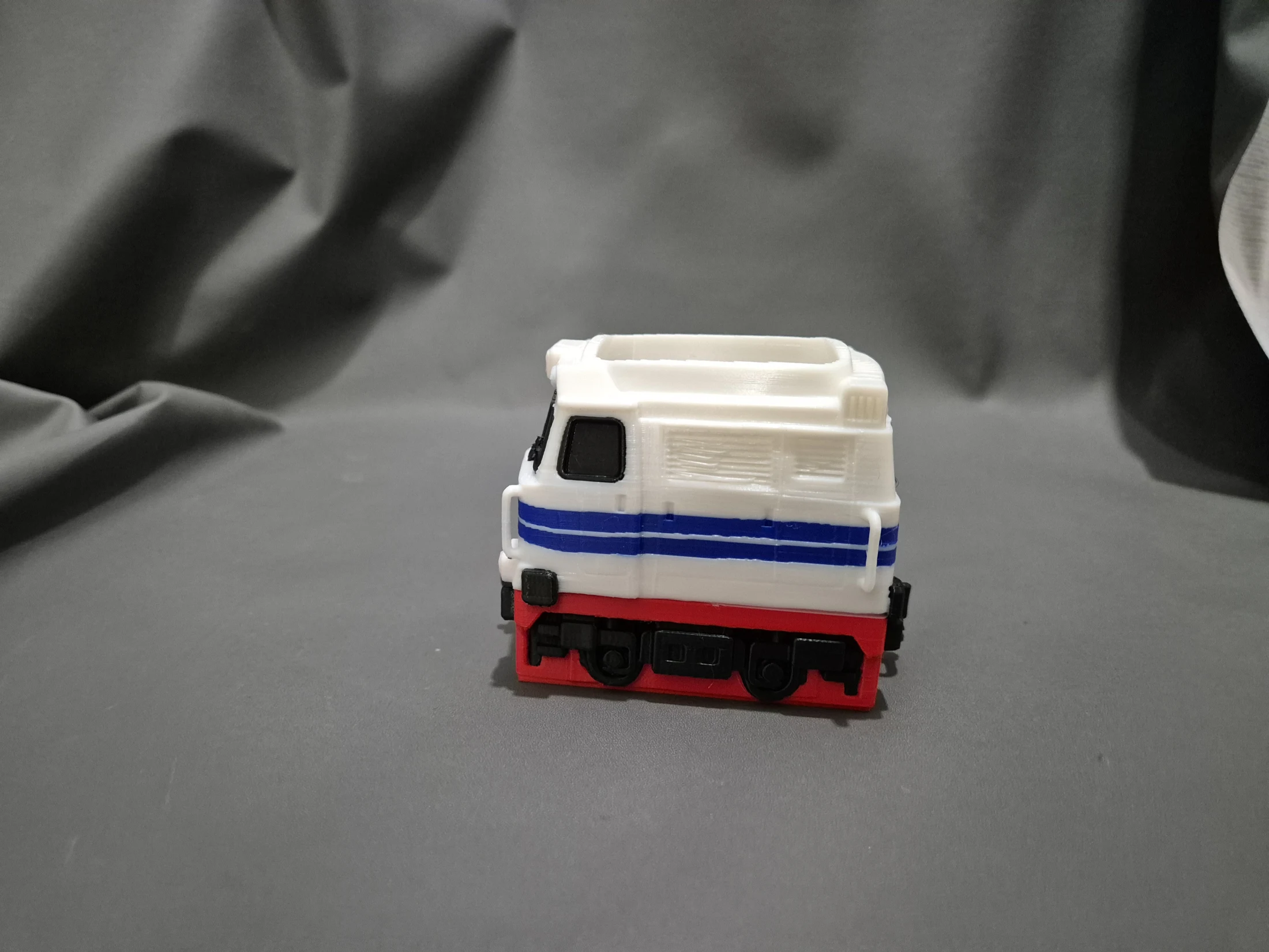 Tempat Pensil Model Lokomotif Kereta Api - Foto 3